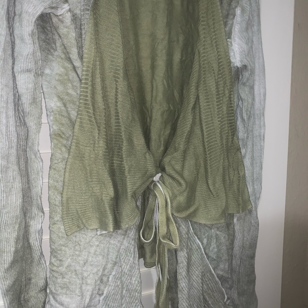 Cardigan - Picture 2 of 2